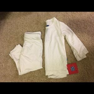 Kickee pants outfit all white